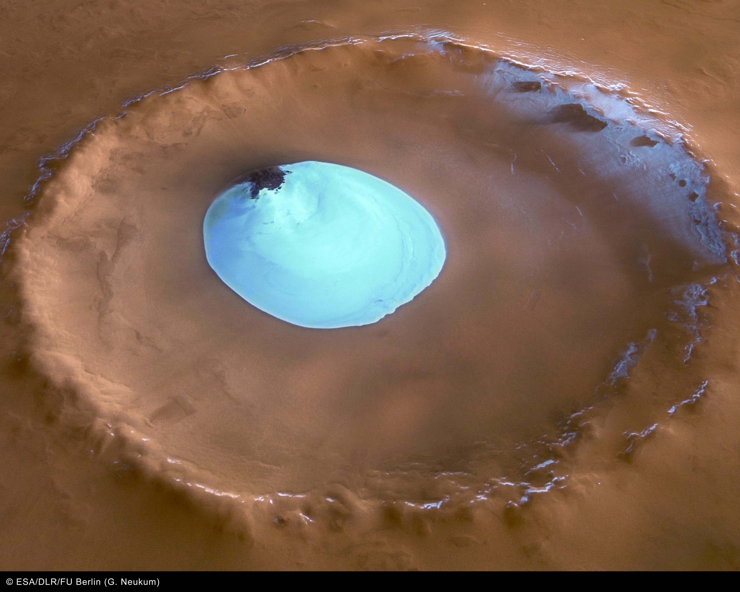 Mars, ijs in een marskrater (Marsexpress)