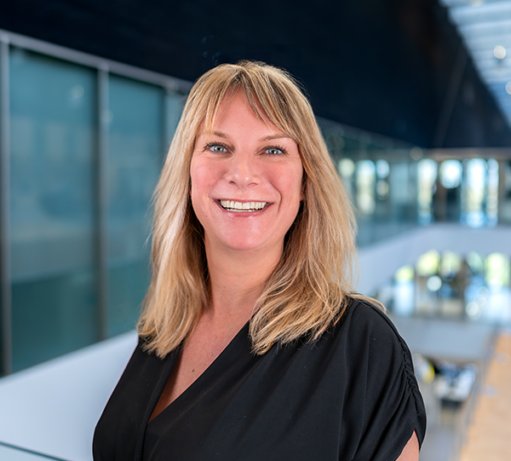 Portretfoto SRONLeiden Manon Birchall