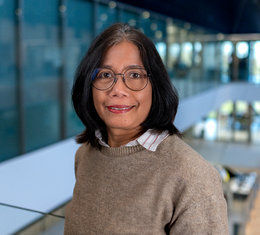 Portretfoto SRONLeiden Christina Dwi Riyanti