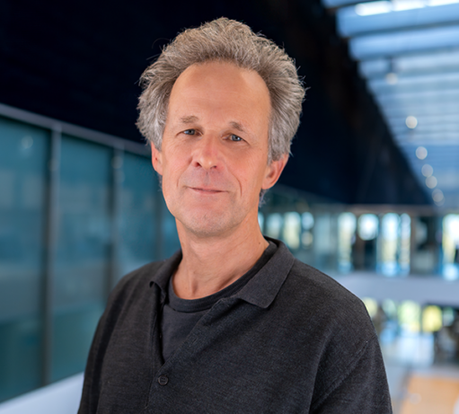 Portretfoto SRONLeiden Peter Paul Kooijman