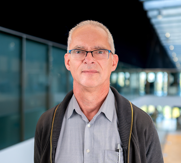 Portretfoto SRONLeiden Ruud Hoogeveen