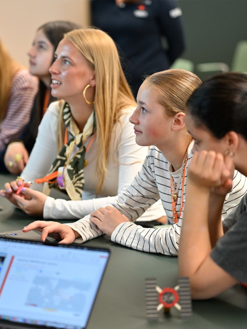 Deelnemers Girls's Day